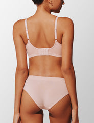 Ballet Form 360 Fit™ Wireless Bra (Pink)