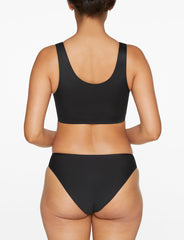 Black Smoothing Scoop Wireless Bra