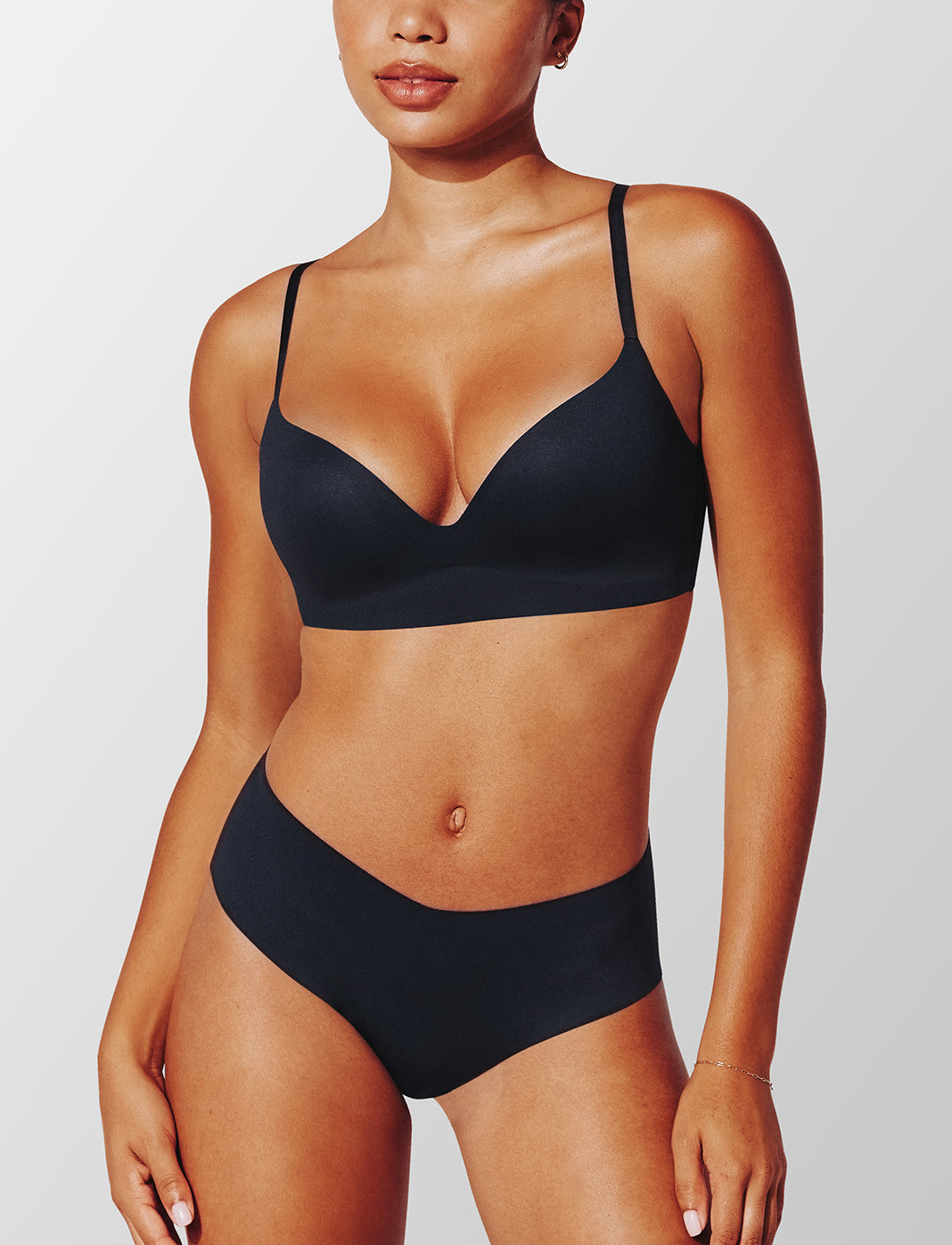 Black Wireless Push-Up Bra